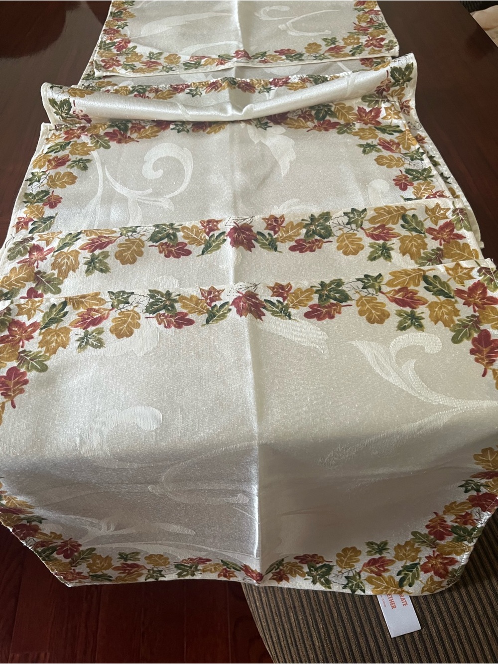 Cream Autumn Leaf Border Table Napkin - Elegant Fall Dining